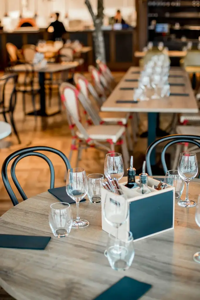 VATEL M1 |  ENGLISH FOR RESTAURATION